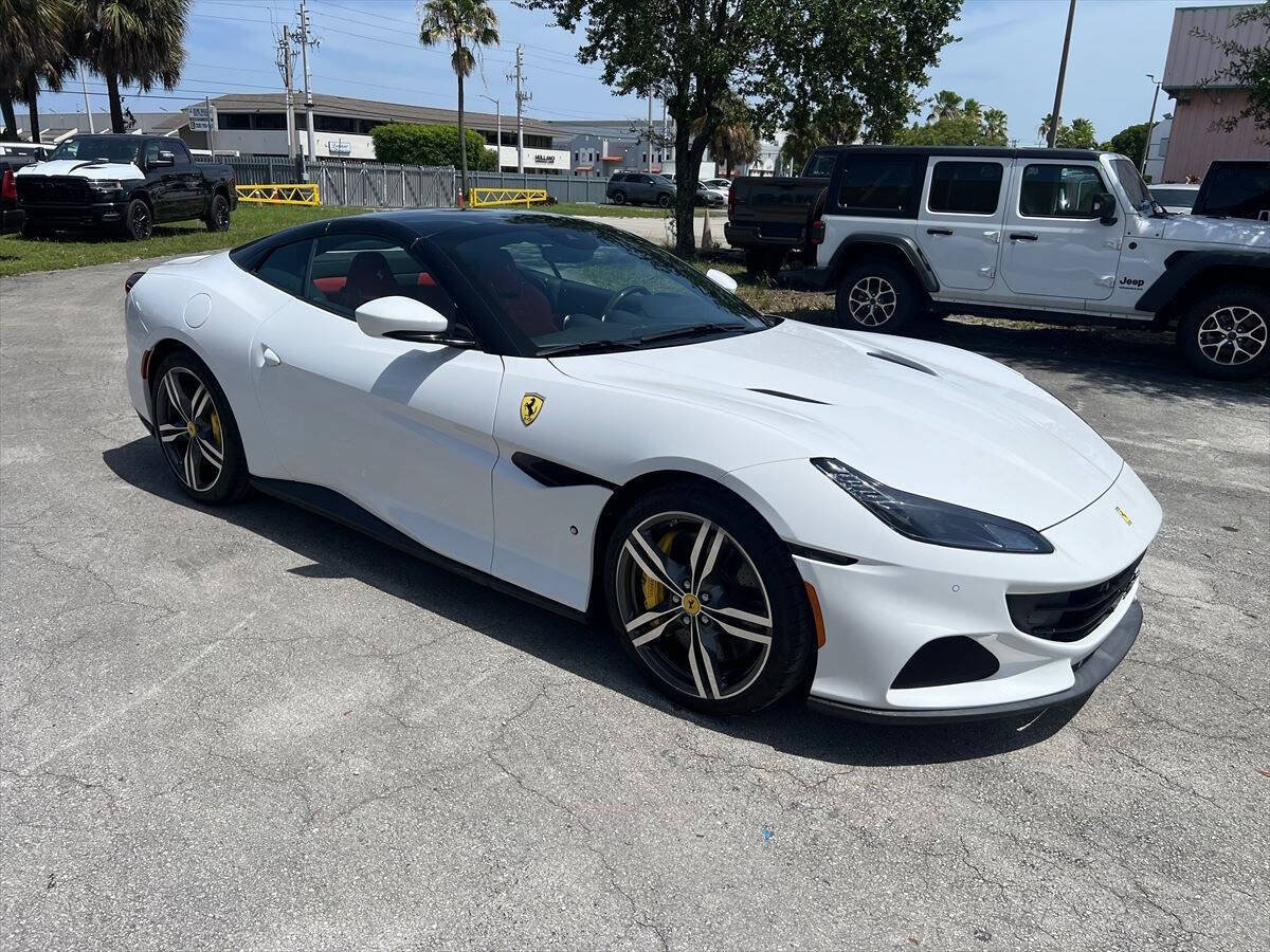 Used 2023 Ferrari Portofino M RWD image 4