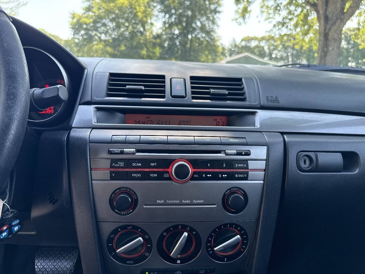 Used 2007 MAZDA MAZDA3 s Touring FWD image 22