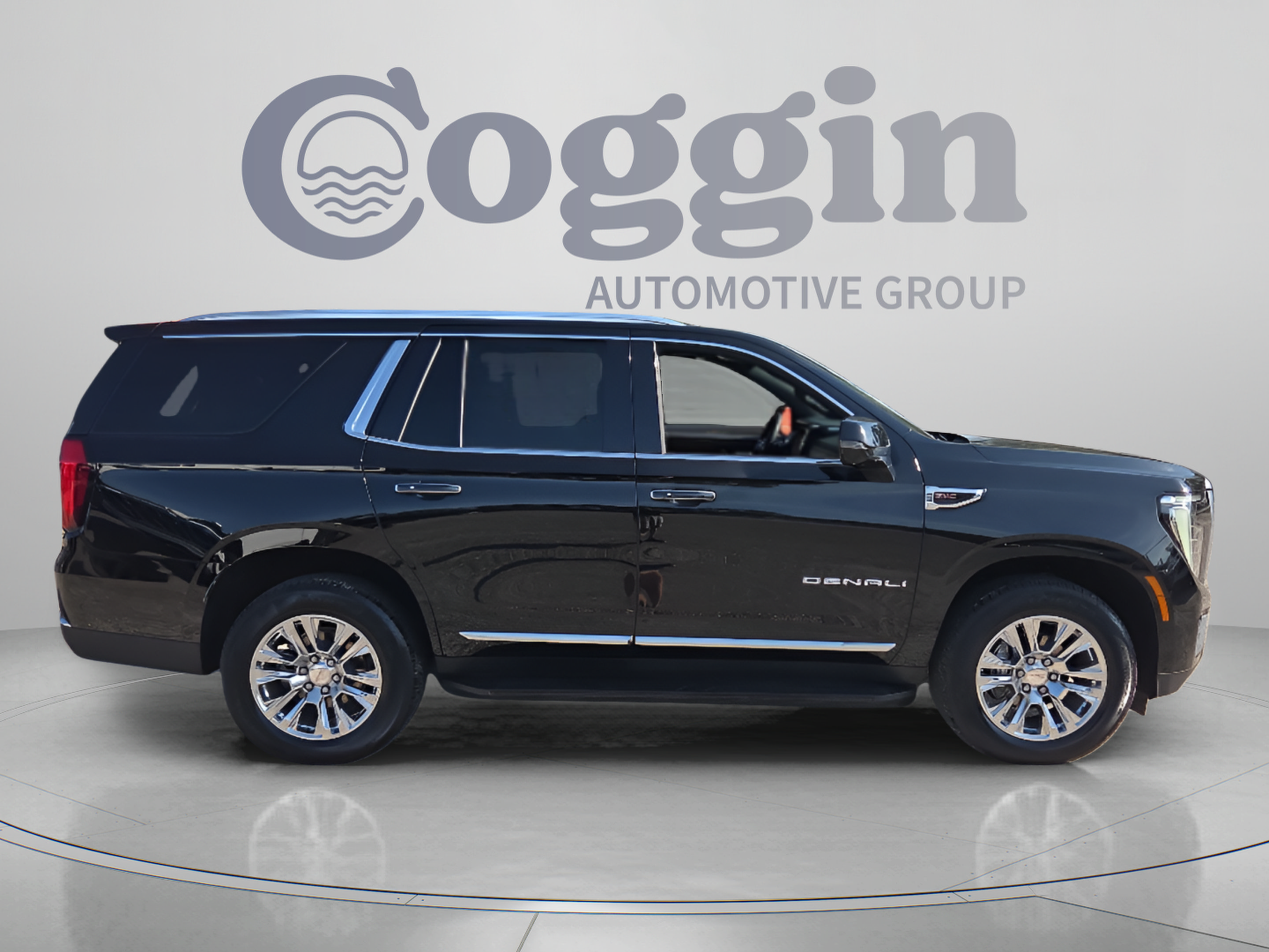 Used 2025 GMC Yukon Denali AWD/4WD image 6