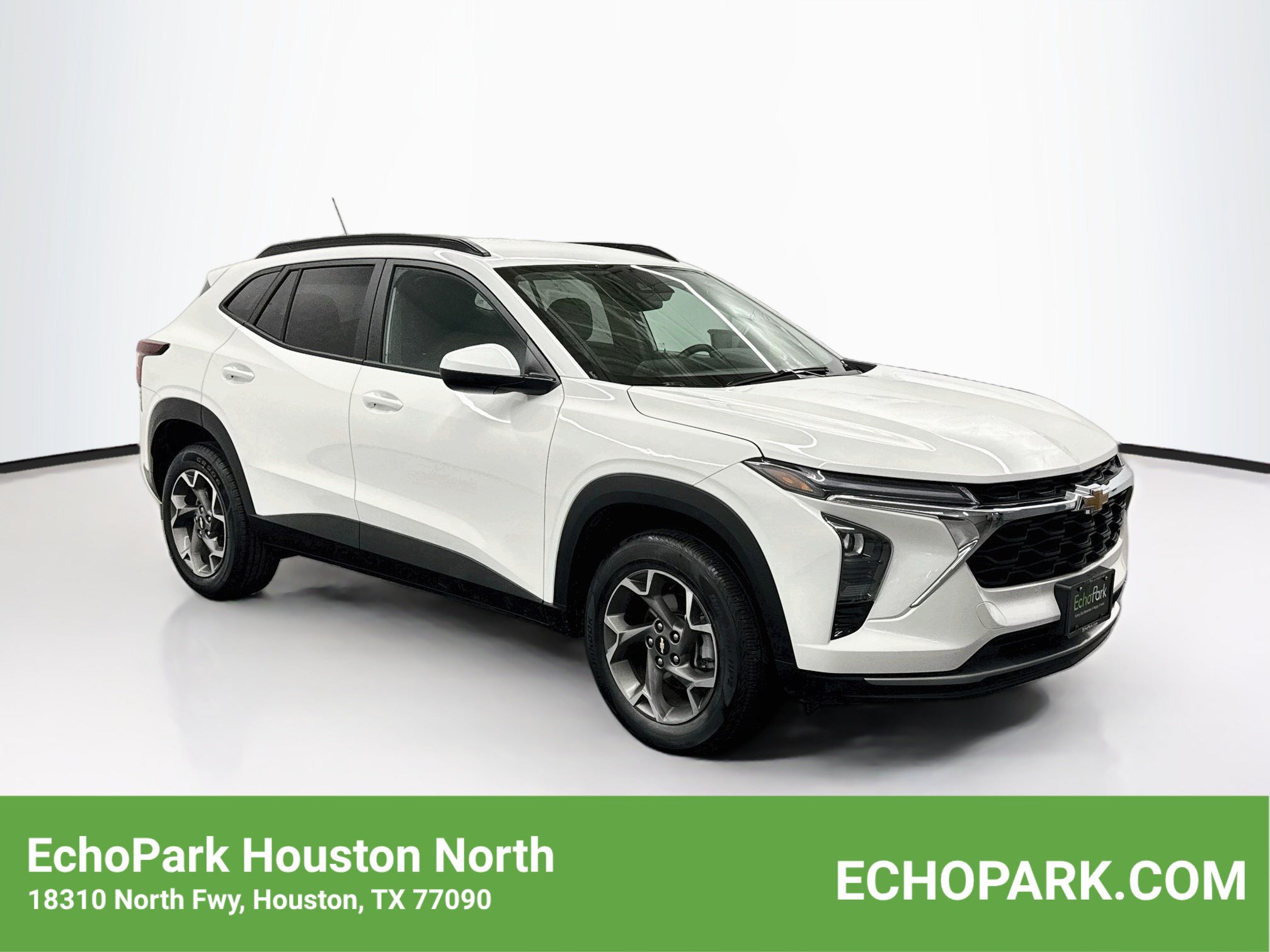 Used 2025 Chevrolet Trax LT
