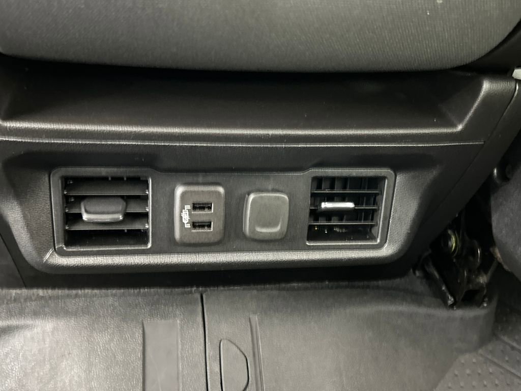 Used 2019 Chevrolet Silverado 1500 LT w/ All-Star Edition image 21