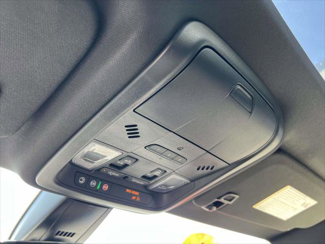 Certified 2024 Cadillac XT6 Luxury image 33