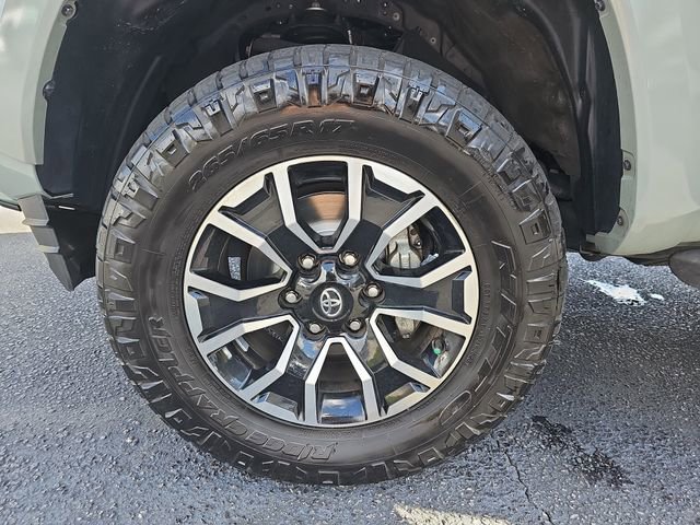 Used 2023 Toyota Tacoma TRD Sport w/ Advanced Technology Package image 35