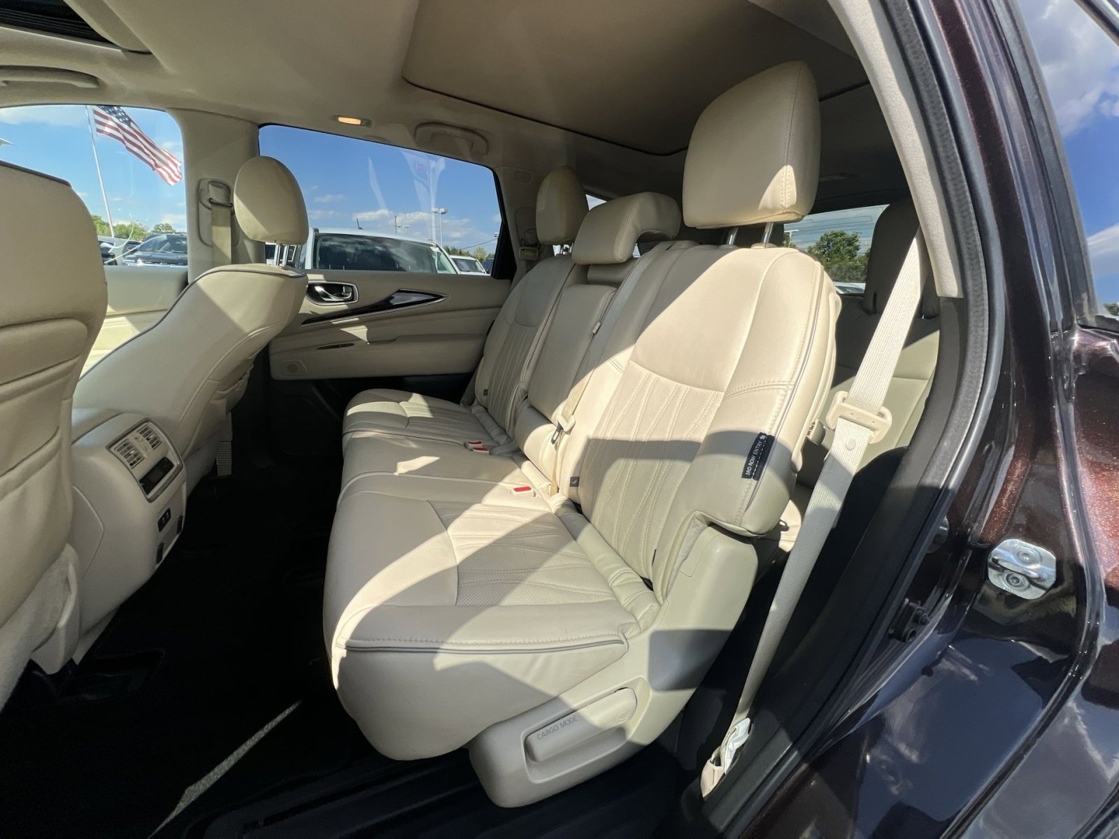 Used 2020 INFINITI QX60 Luxe w/ Sensory Package FWD image 33