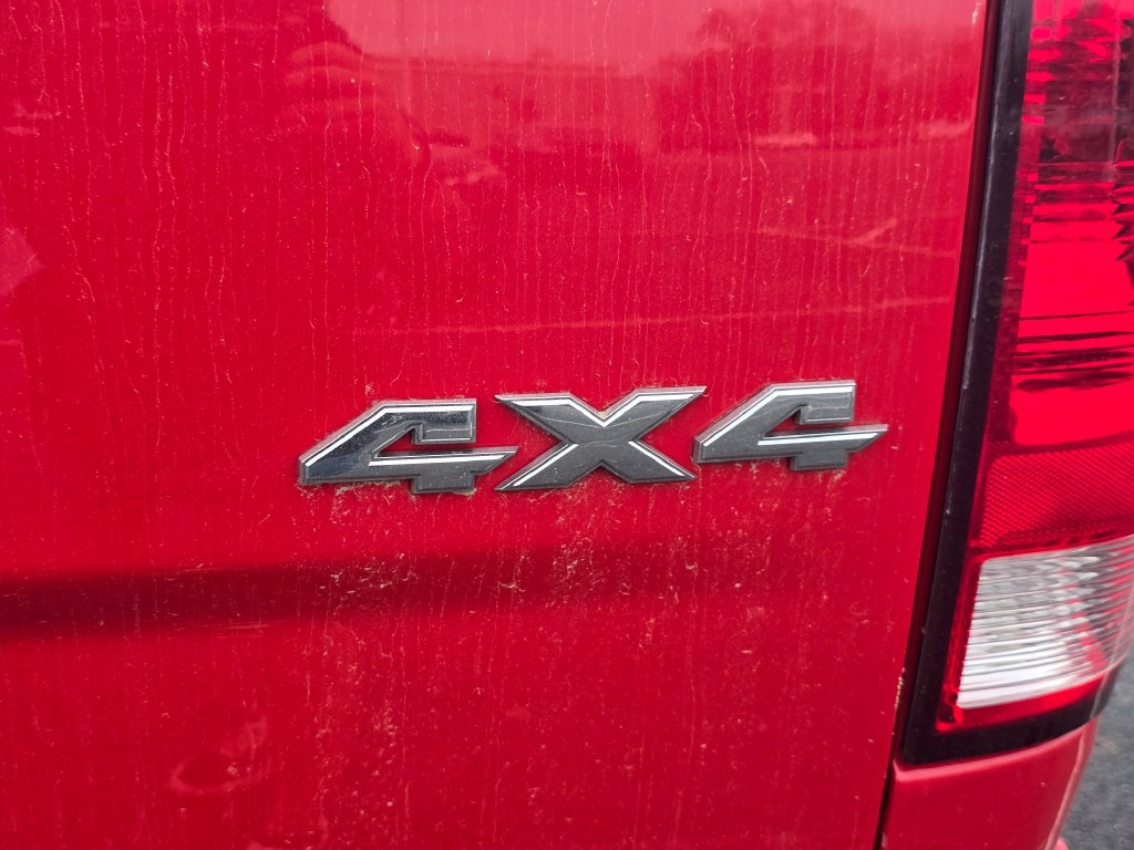 Used 2016 RAM 1500 Express w/ Popular Equipment Group AWD/4WD image 12
