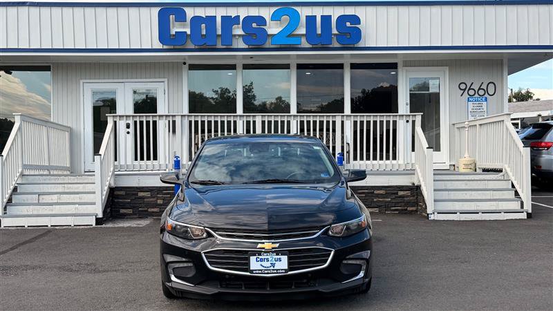 Used 2018 Chevrolet Malibu Premier w/ Premier Sun and Wheel Package FWD image 10