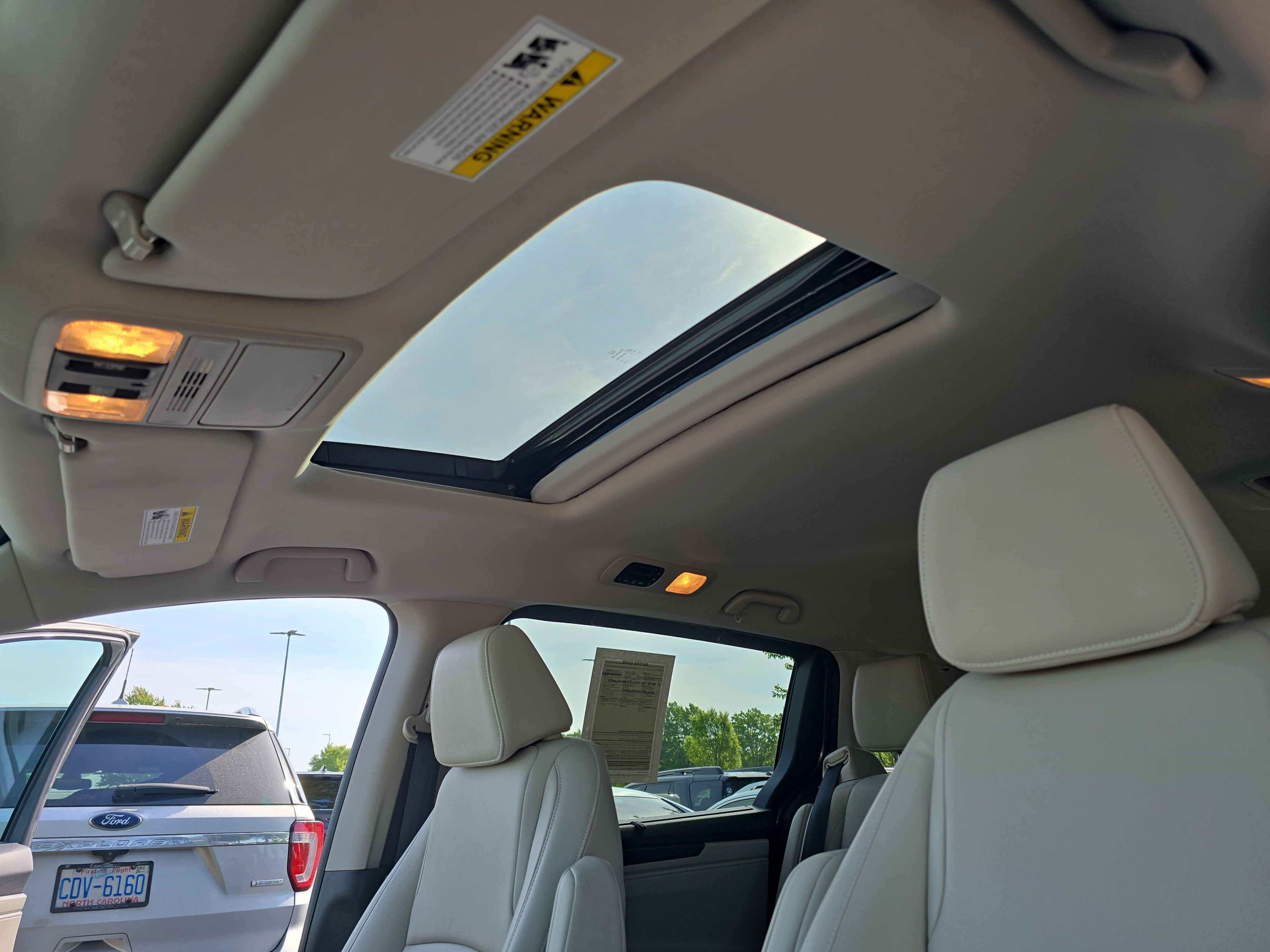 Used 2025 Honda Odyssey EX-L image 32