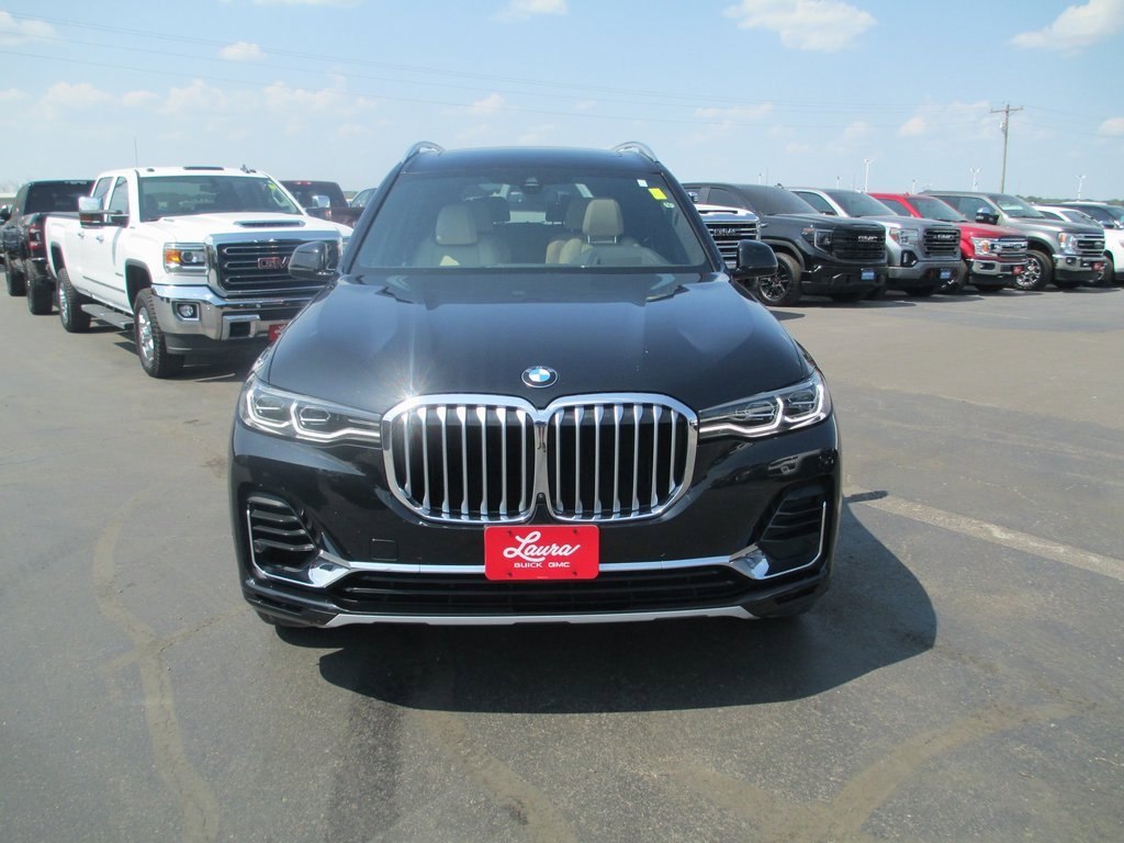 Used 2022 BMW X7 xDrive40i w/ Premium Package image 10