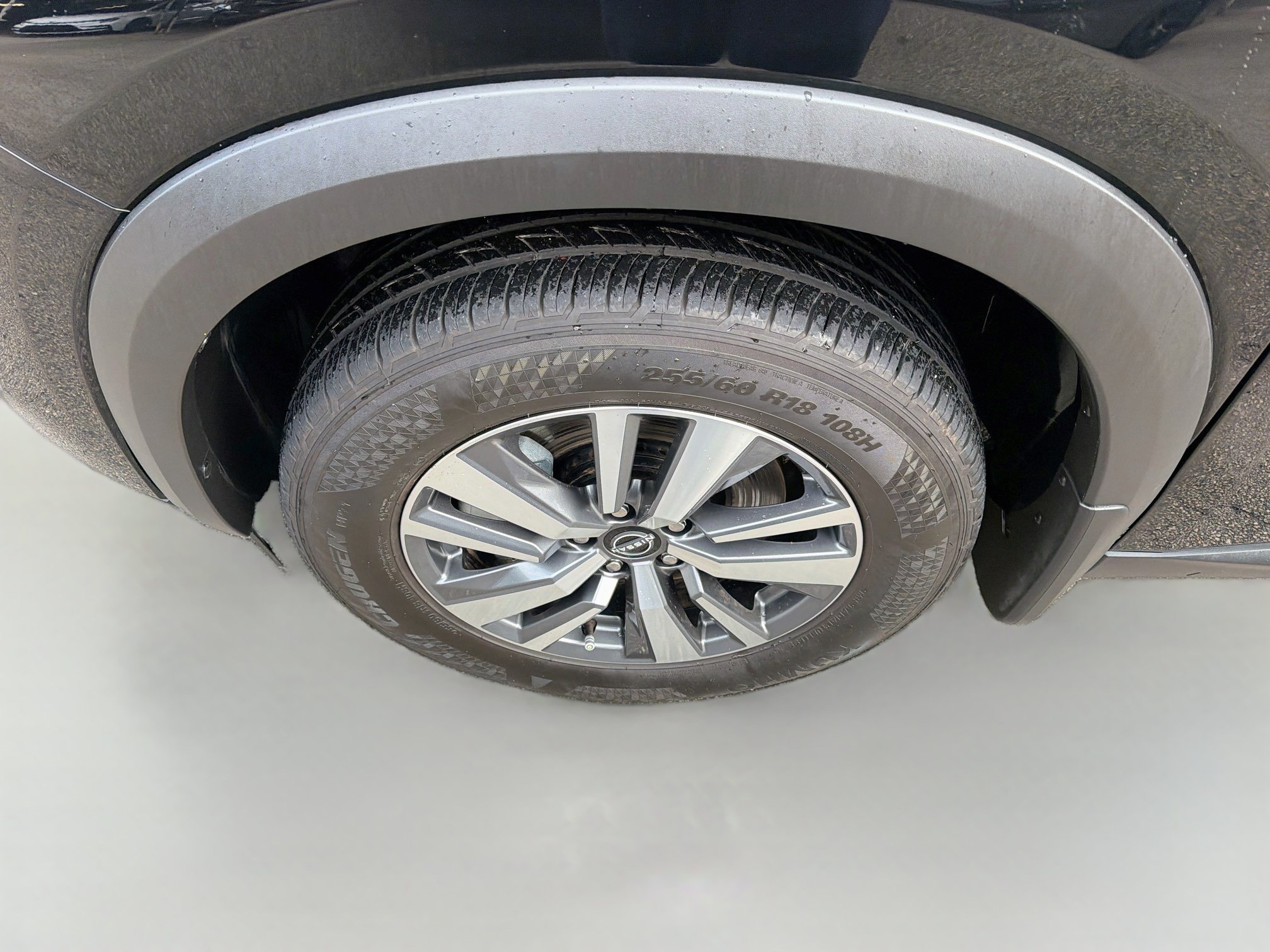Used 2024 Nissan Pathfinder SL FWD image 33