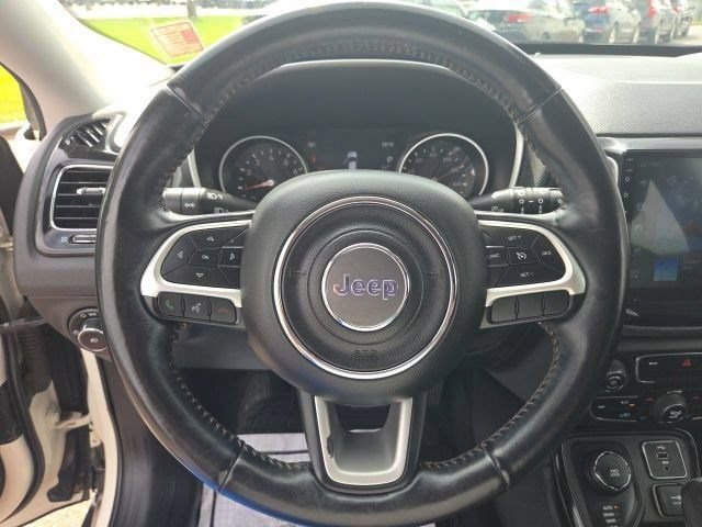 Used 2018 Jeep Compass Limited AWD/4WD image 16