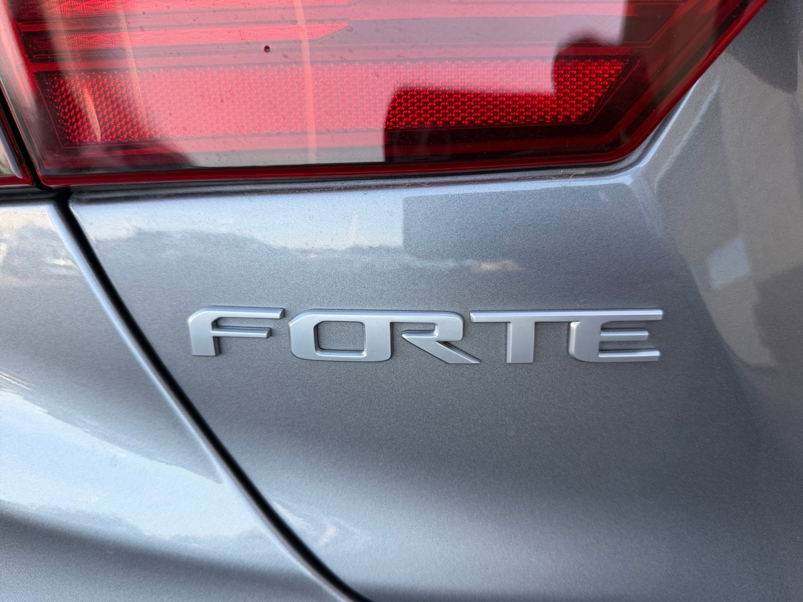Used 2023 Kia Forte GT-Line w/ GT-Line Premium Package FWD image 24