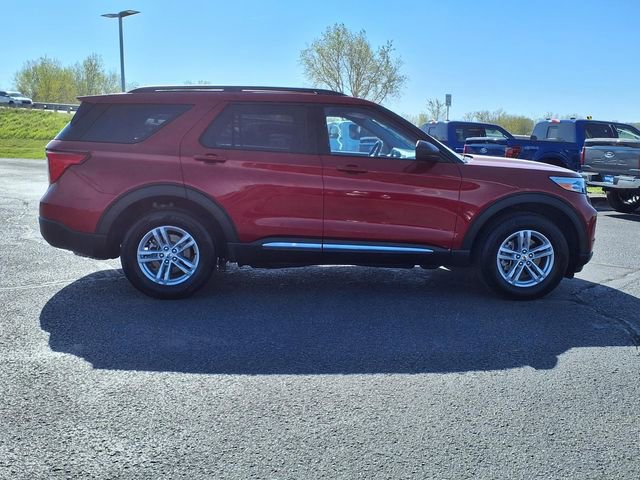 Certified 2024 Ford Explorer XLT w/ Equipment Group 202A image 6