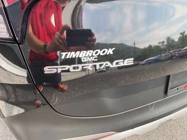 Used 2023 Kia Sportage EX w/ EX Premium Package image 11