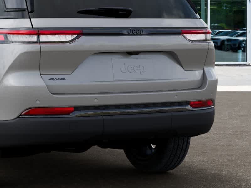 New 2025 Jeep Grand Cherokee Limited AWD/4WD image 13