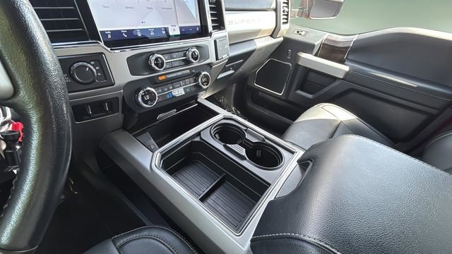 Used 2022 Ford F250 Lariat w/ Black Appearance Package AWD/4WD image 15