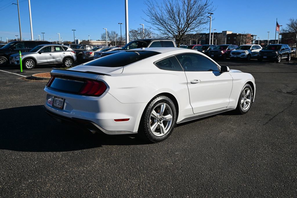 Used 2019 Ford Mustang Coupe image 5