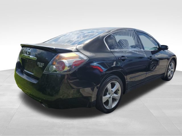 Used 2007 Nissan Altima 3.5 SE w/ Sport Pkg FWD image 3