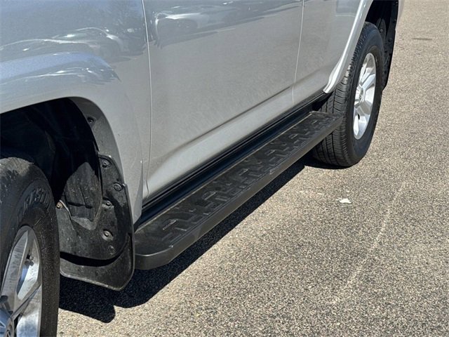 Used 2022 Toyota 4Runner SR5 Premium image 40