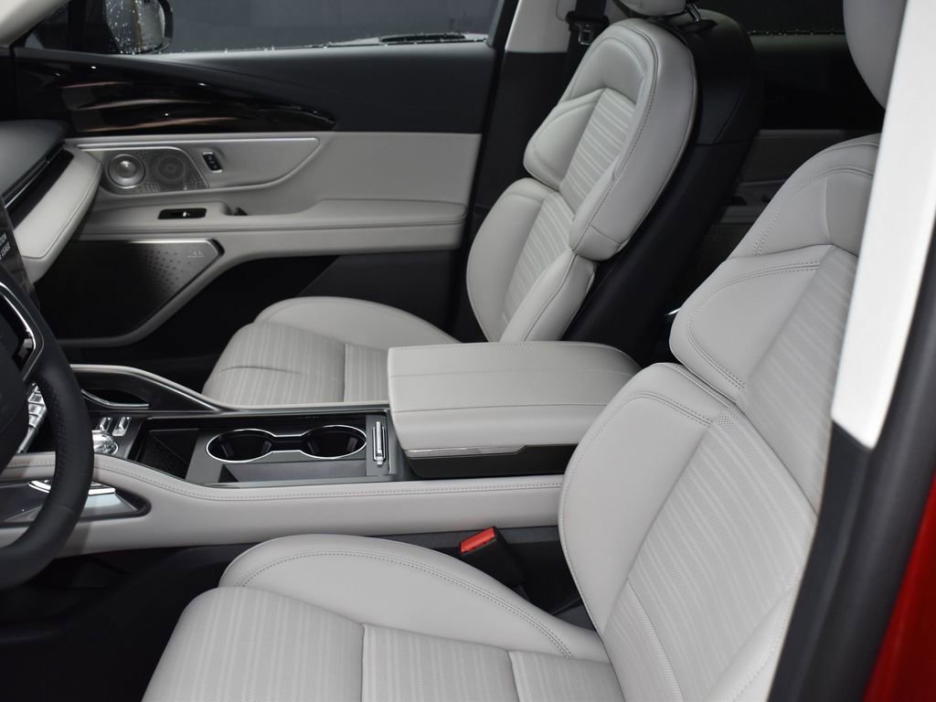 New 2026 Lincoln Nautilus Reserve AWD/4WD image 10