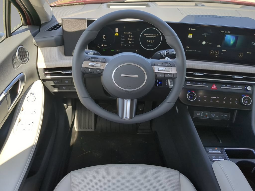 New 2025 Hyundai Sonata Limited FWD image 26