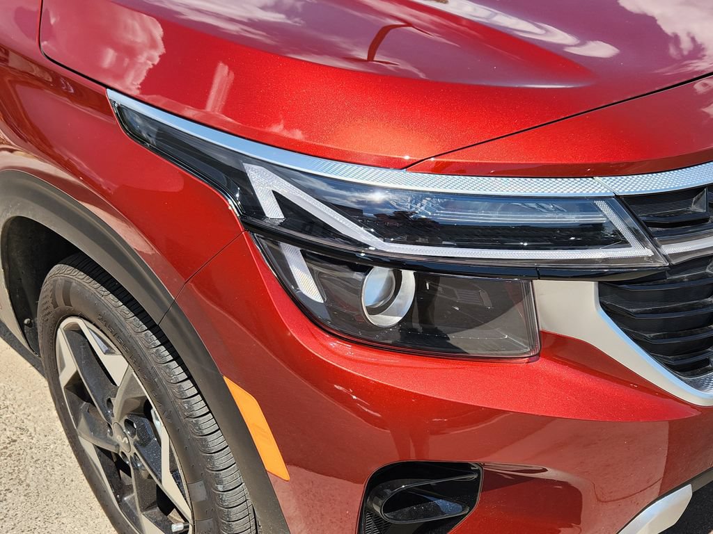 Certified 2026 Kia Seltos S FWD image 21