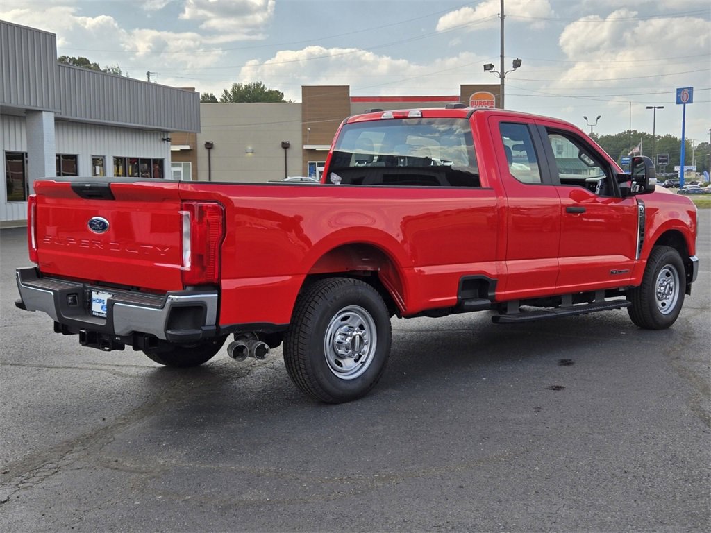 New 2025 Ford F250 XL image 3
