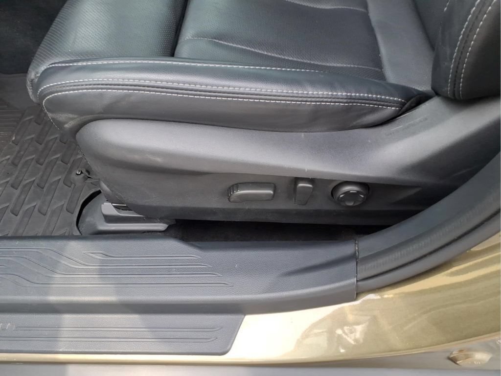 Used 2023 Subaru Outback Limited AWD/4WD image 21