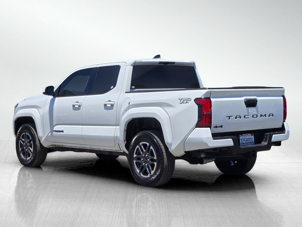 Used 2024 Toyota Tacoma TRD Sport AWD/4WD image 7