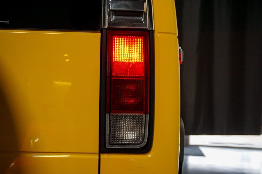 Used 2005 HUMMER H2 w/ Preferred Equipment Group image 68