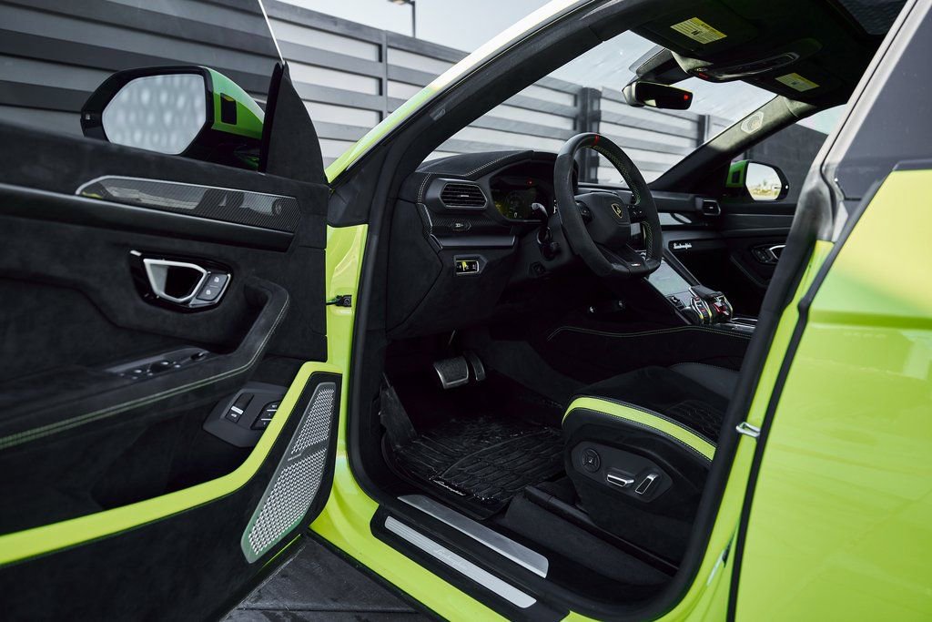 Used 2024 Lamborghini Urus Performante image 33