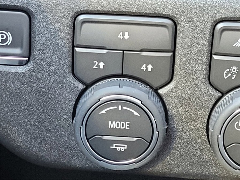 Used 2026 Chevrolet Silverado 2500 LT w/ Safety Package image 23