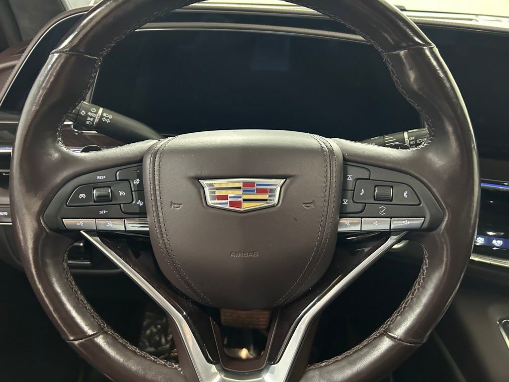 Used 2023 Cadillac Escalade Premium Luxury Platinum image 17