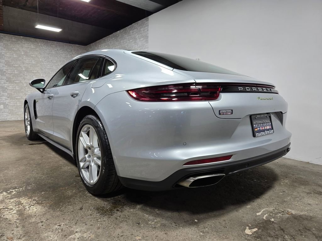 Used 2018 Porsche Panamera 4 image 39