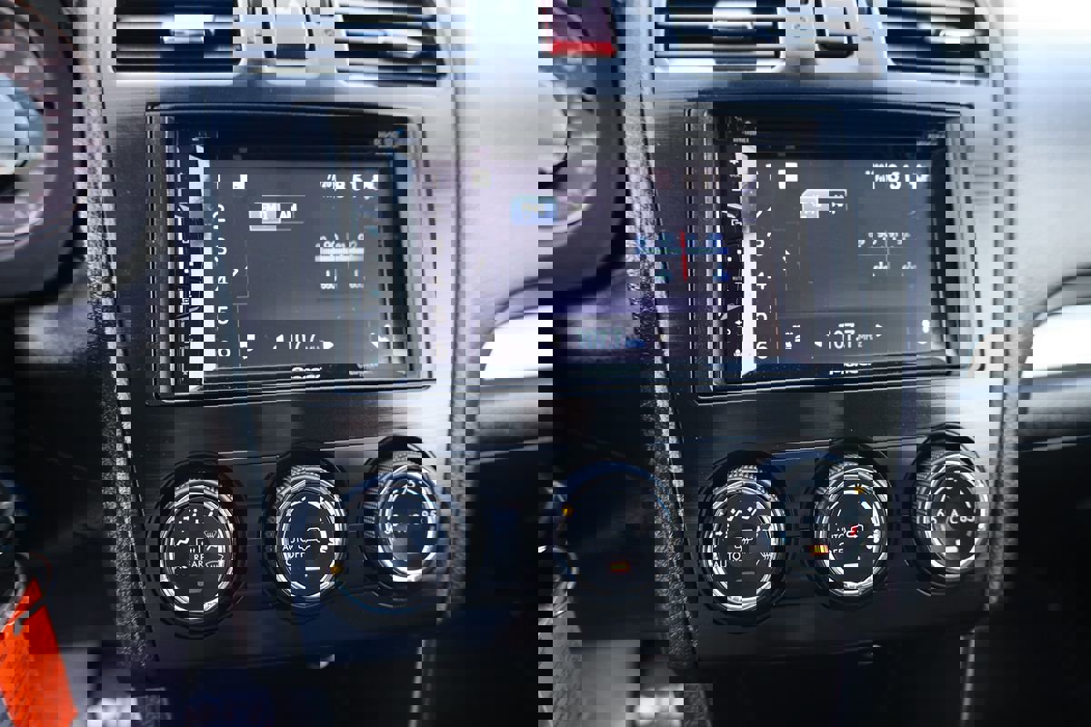 Used 2014 Subaru Crosstrek 2.0i Limited w/ Popular Package #1 image 25