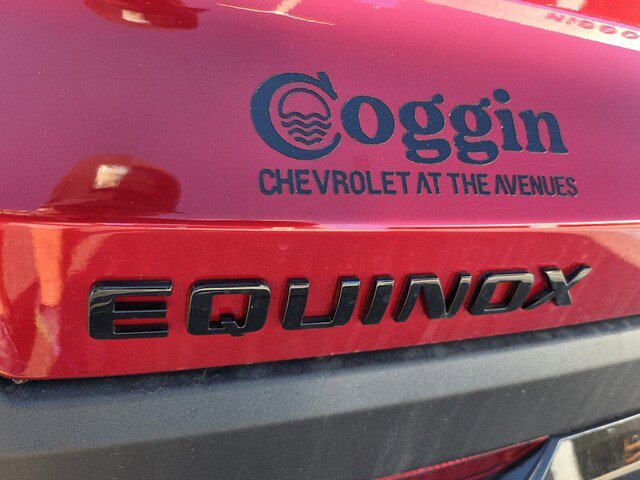 New 2026 Chevrolet Equinox RS w/ Convenience Package III FWD image 10