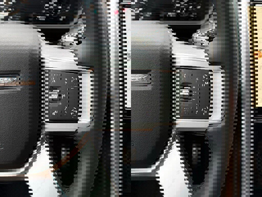 New 2026 Land Rover Discovery Limited Edition image 20