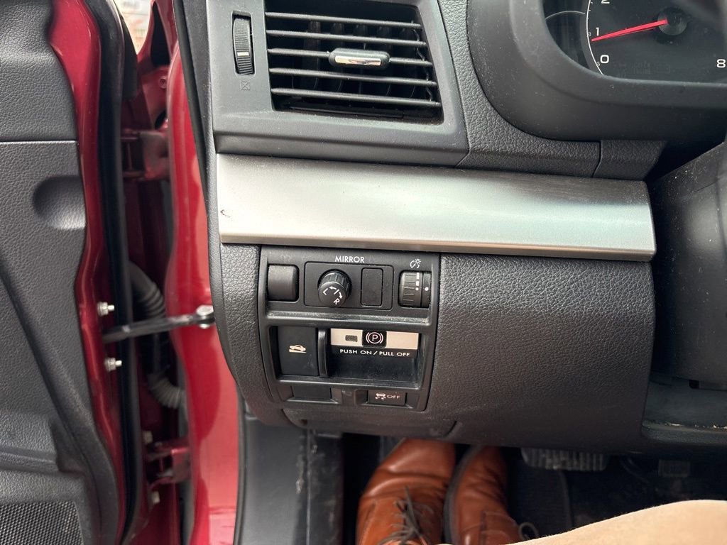 Used 2013 Subaru Outback 2.5i image 24