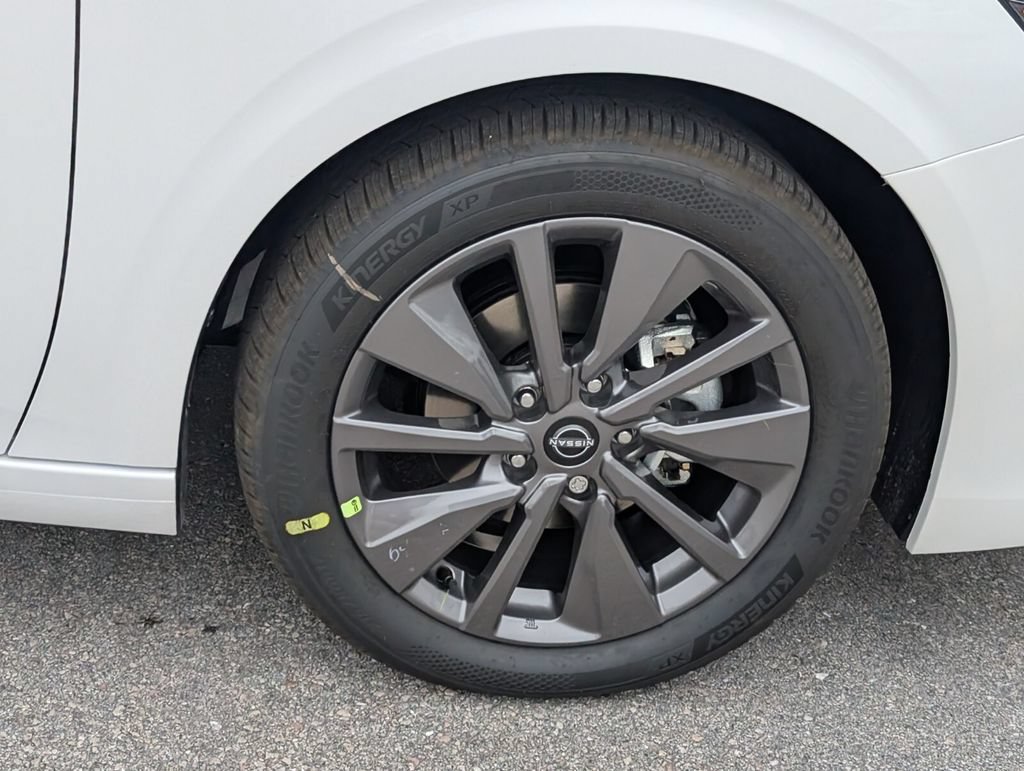 New 2026 Nissan Sentra SL w/ Floor Mat Package FWD image 9