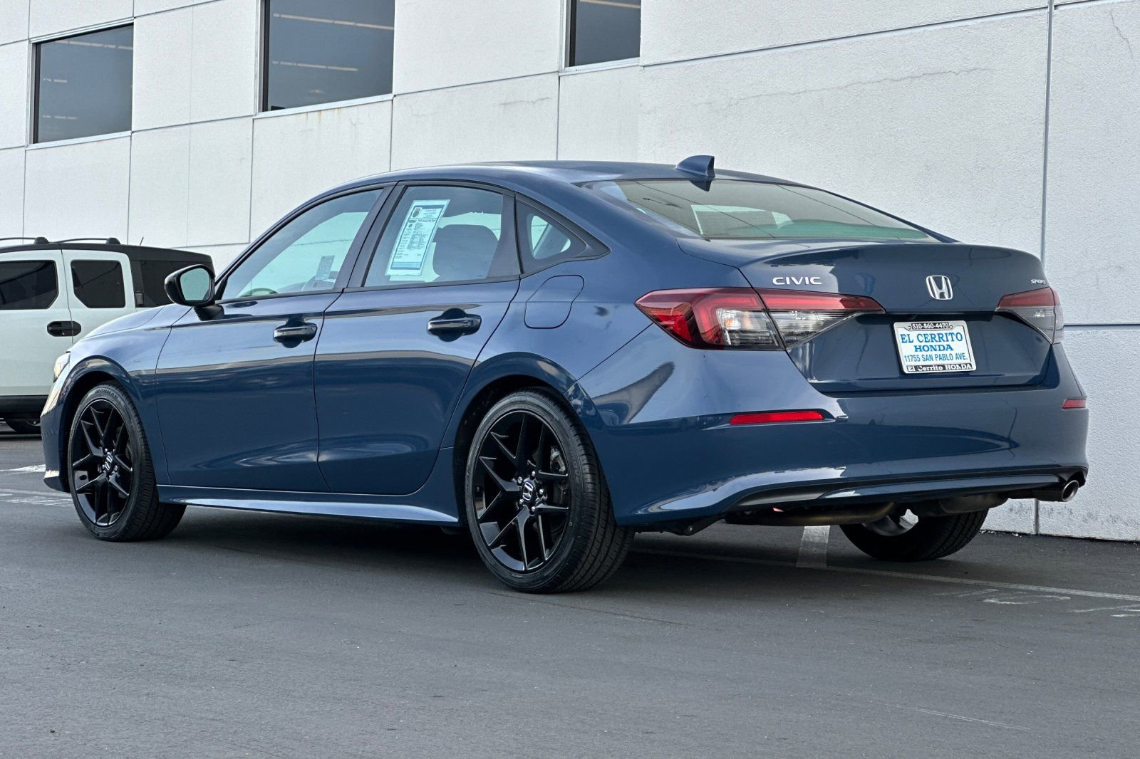 Used 2025 Honda Civic Sport image 5