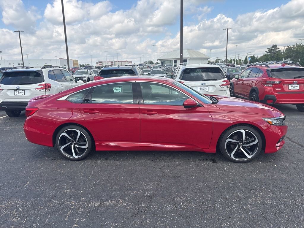 Used 2019 Honda Accord Sport image 2