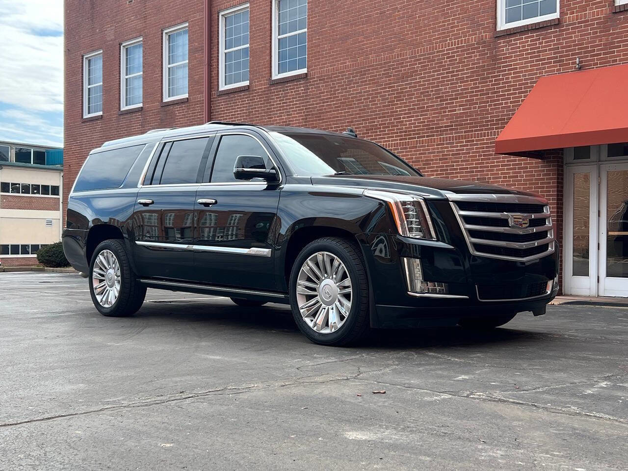 Used 2015 Cadillac Escalade ESV Premium image 8
