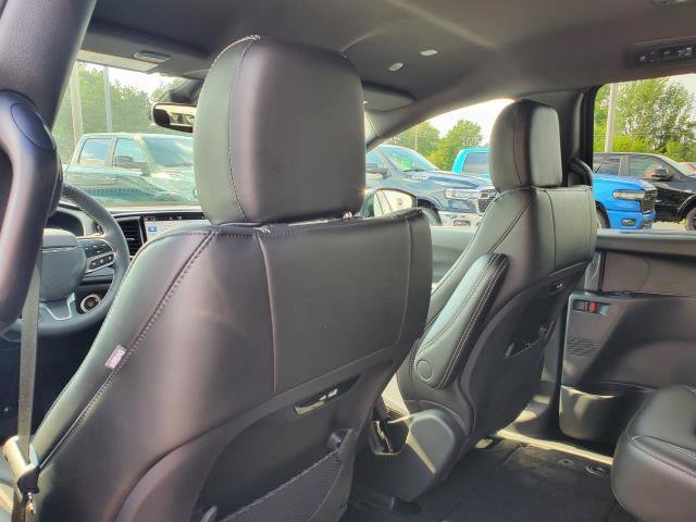 New 2027 Chrysler Pacifica Select AWD/4WD image 23