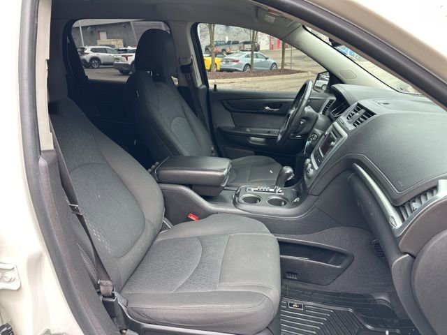 Used 2014 GMC Acadia SLE image 29