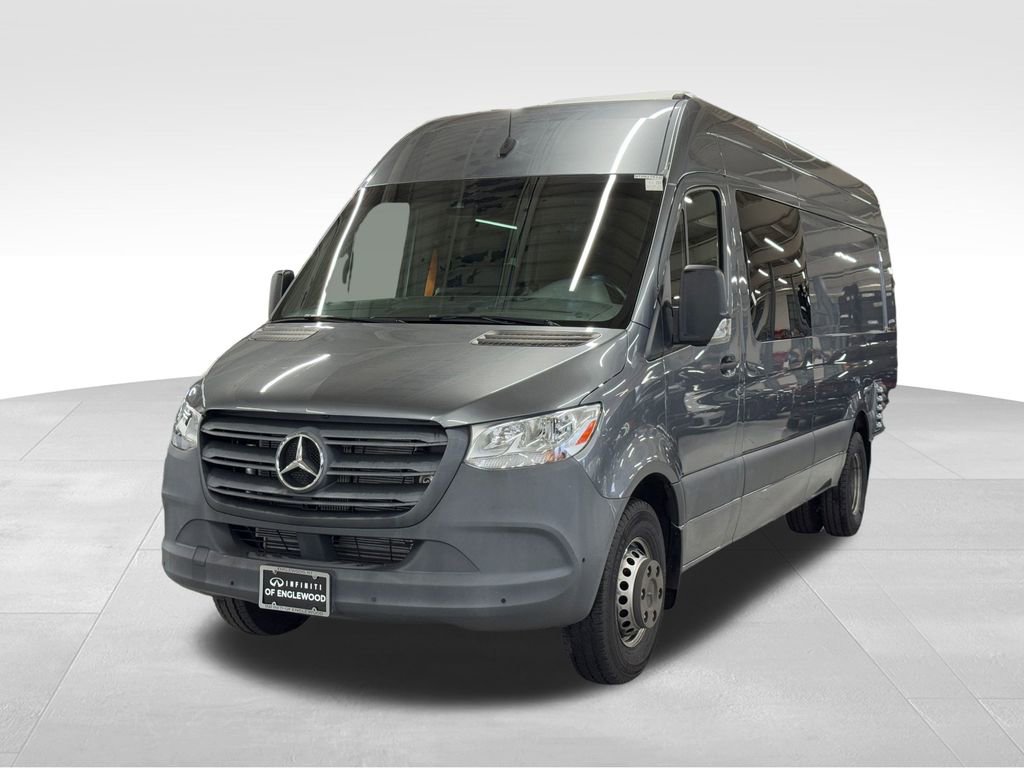 Used 2022 Mercedes-Benz Sprinter 4500 w/ Parking Package image 2