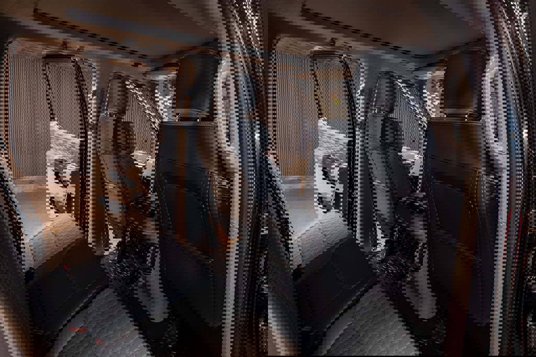 Used 2026 Ford F350 Platinum w/ Platinum Plus Package image 25