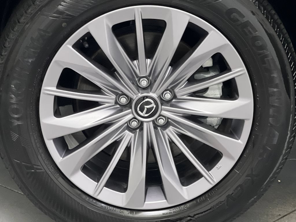 Used 2025 MAZDA CX-90 3.3 Turbo w/ Preferred Package AWD/4WD image 79