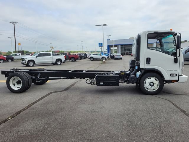 New 2024 Chevrolet Low Cab Forward 5500XD RWD image 3