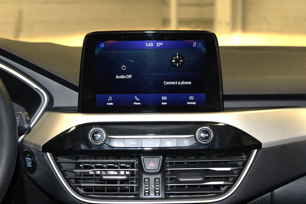 Used 2022 Ford Escape SE w/ Cold Weather Package image 14