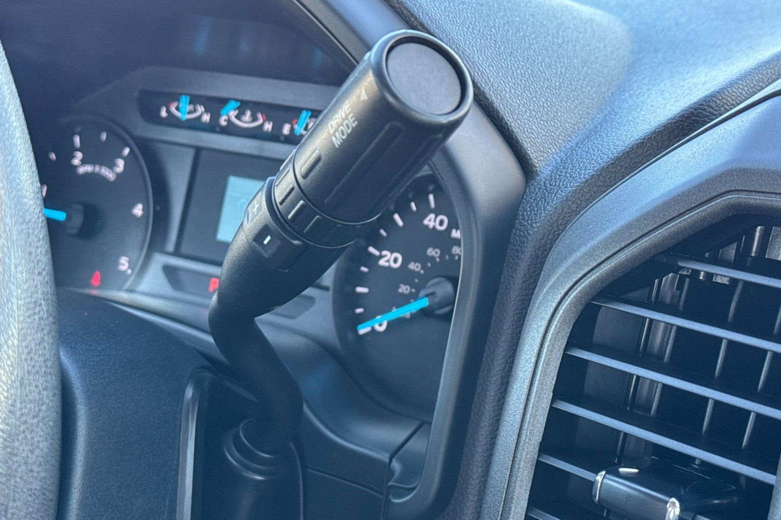 Used 2022 Ford F550 16Ft Stakebed image 20