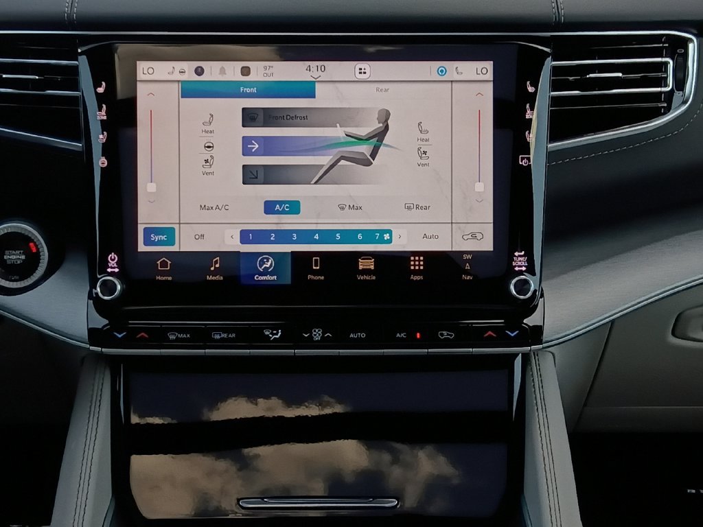 New 2026 Jeep Grand Wagoneer L Limited AWD/4WD image 4